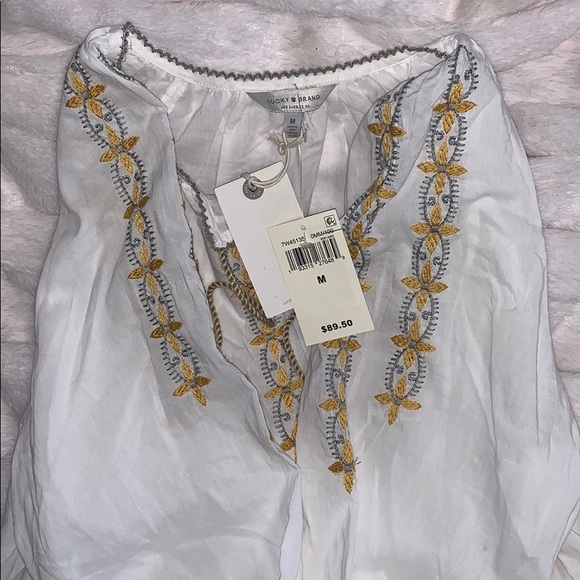 Embroidered lucky shirt - Picture 3 of 6